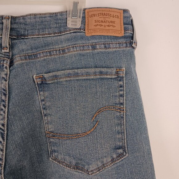 Levi Strauss Signature Bootcut Jeans Size 12 - Picture 3 of 5